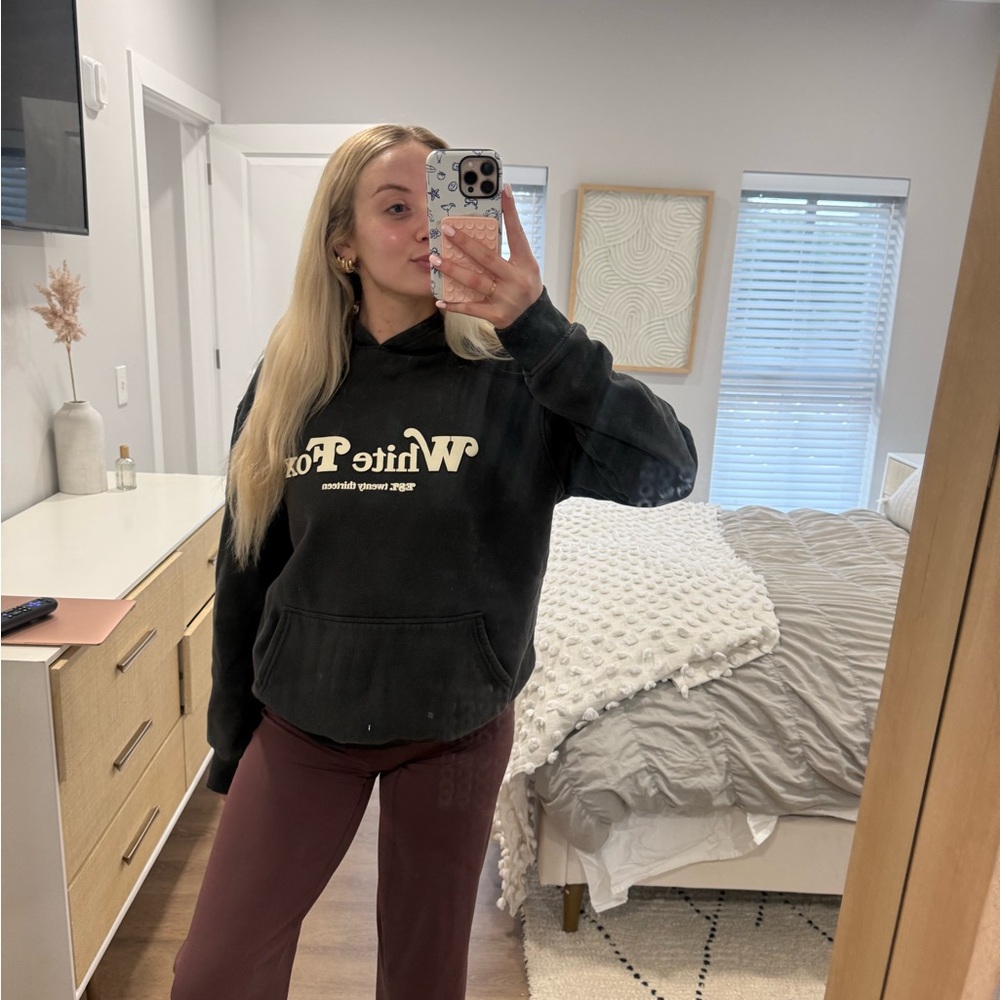 White Fox Boutique Hoodie M/L - Picture 5 of 9